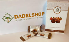 Afbeelding in Gallery-weergave laden, Maamoul dadels met noten en chocolade 250g
